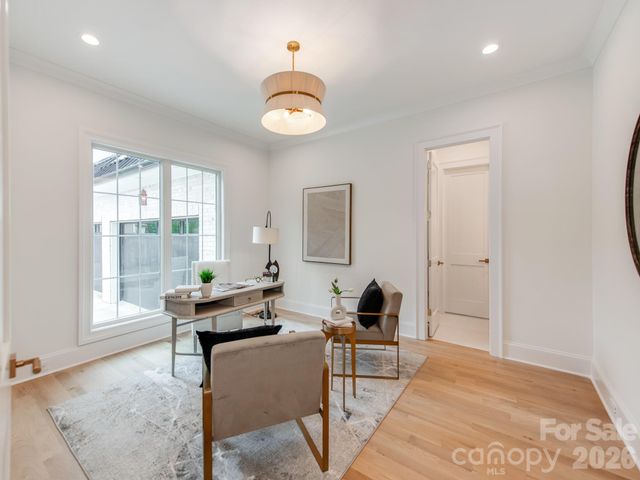 4627 Water Oak Road, Charlotte, NC 28211