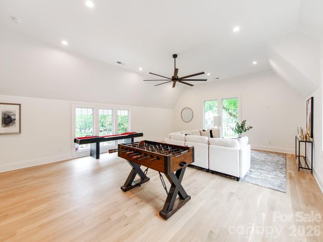 4627 Water Oak Road, Charlotte, NC 28211