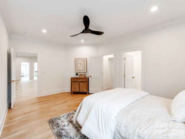4627 Water Oak Road, Charlotte, NC 28211