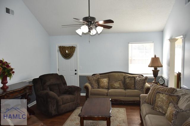 1801 Dunlevie Road, Allenhurst, GA 31301