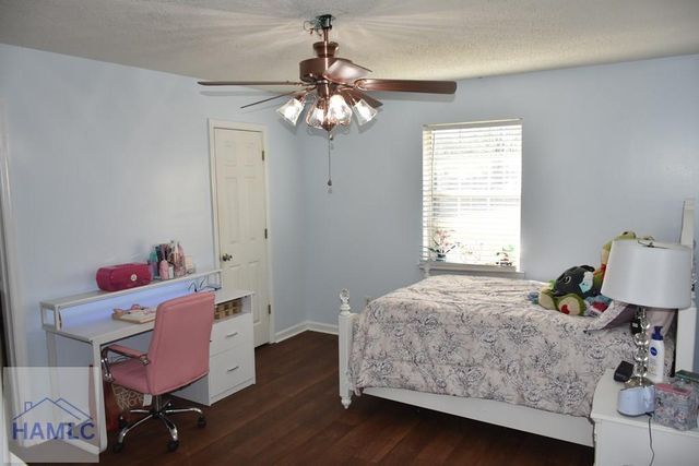 1801 Dunlevie Road, Allenhurst, GA 31301