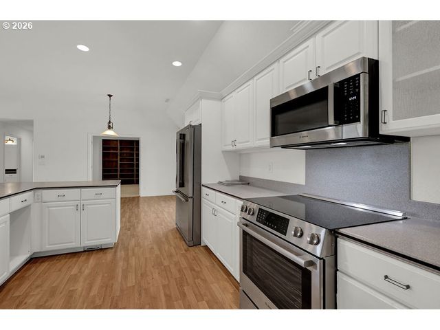 2545 WILLOW RIDGE Ct, Florence, OR 97439