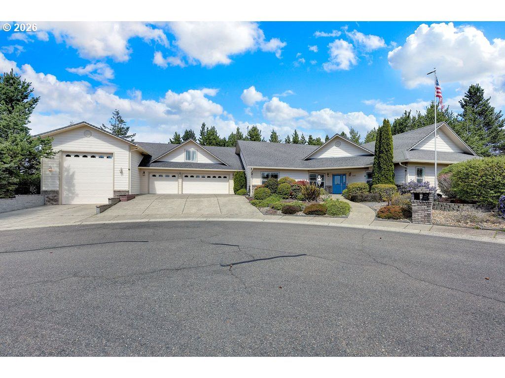 2545 WILLOW RIDGE Ct, Florence, OR 97439