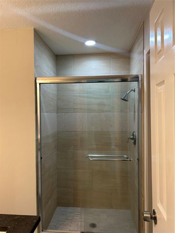 11719 Pender Lane, Houston, TX 77477