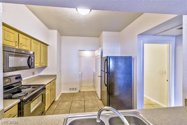 6955 North Durango Drive 1040, Las Vegas, NV 89149