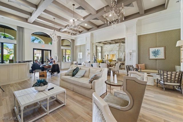 13884 Luna DR, Naples, FL 34109
