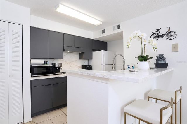 2209 ANTIGUA PLACE 828, Kissimmee, FL 34741