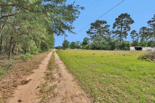 15635 Hwy 105 E Road, Conroe, TX 77306