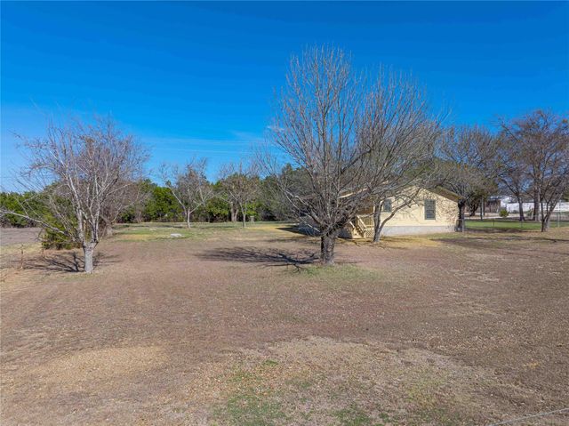 830 Live Oak TRL, Liberty Hill, TX 78642