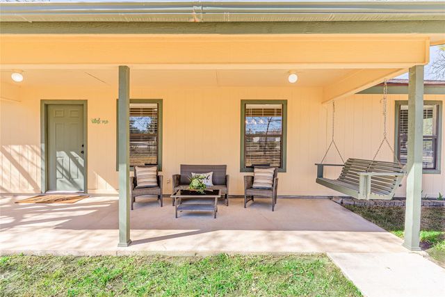 830 Live Oak TRL, Liberty Hill, TX 78642