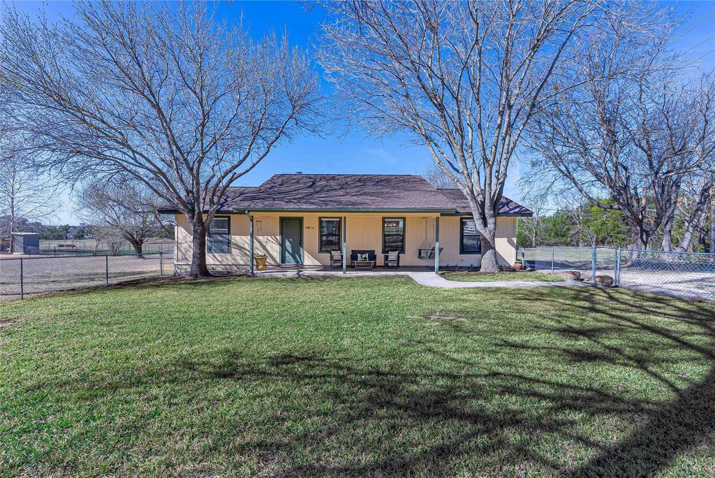 830 Live Oak TRL, Liberty Hill, TX 78642