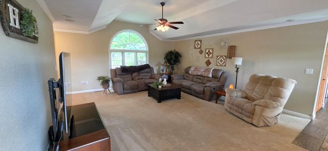 6863 W Cactus Street, Springfield, MO 65803