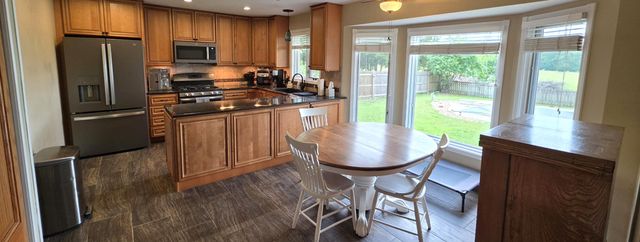 6863 W Cactus Street, Springfield, MO 65803