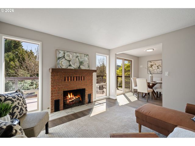 11830 Se HOBART Ct, Happy Valley, OR 97086