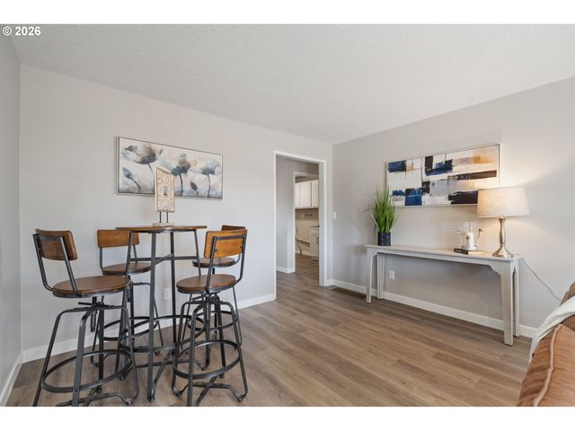 11830 Se HOBART Ct, Happy Valley, OR 97086