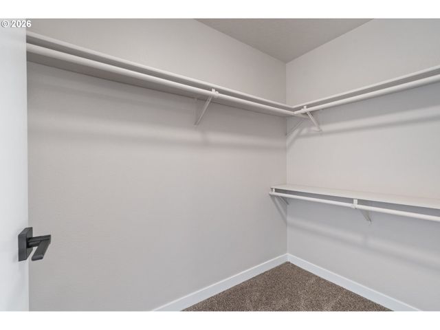 11830 Se HOBART Ct, Happy Valley, OR 97086