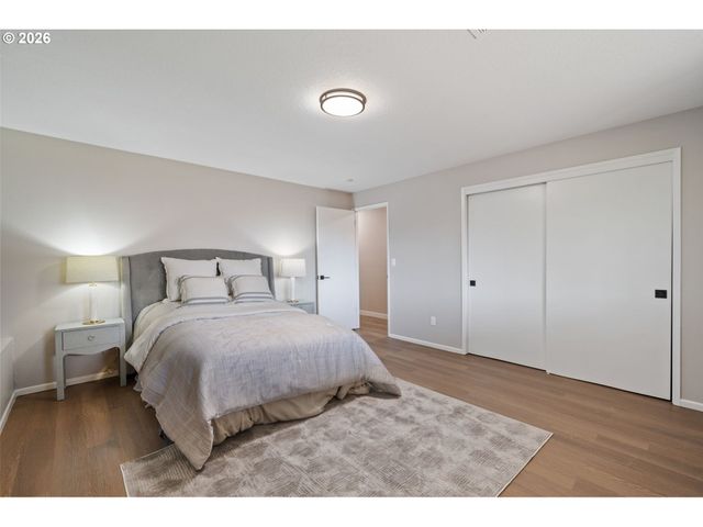 11830 Se HOBART Ct, Happy Valley, OR 97086