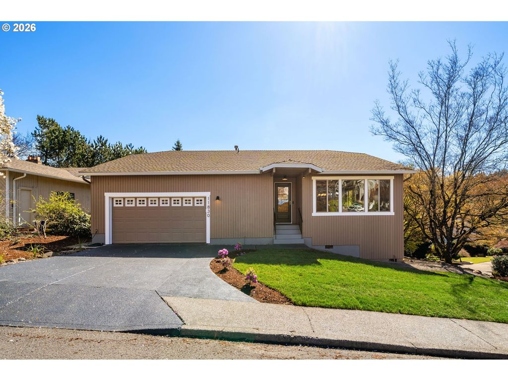 11830 Se HOBART Ct, Happy Valley, OR 97086