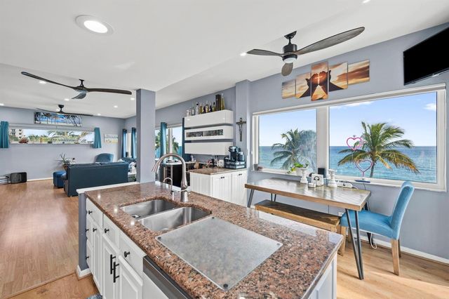 2201 N Surf Road, Hollywood, FL 33019