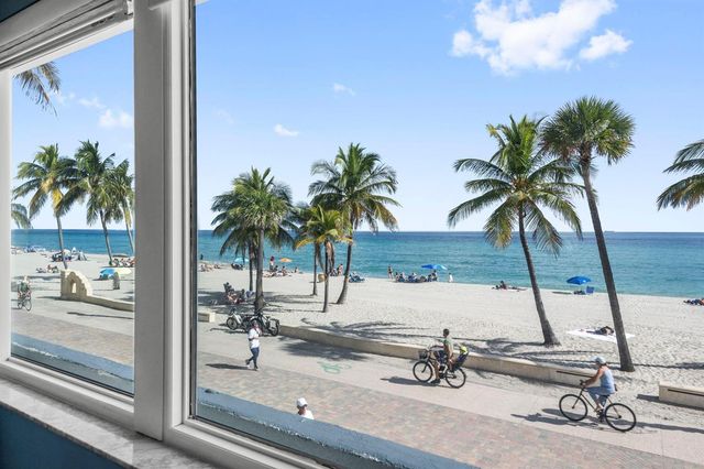 2201 N Surf Road, Hollywood, FL 33019