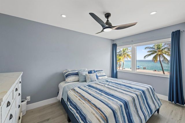 2201 N Surf Road, Hollywood, FL 33019