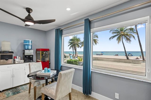2201 N Surf Road, Hollywood, FL 33019