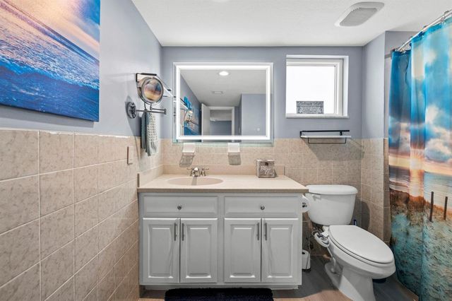 2201 N Surf Road, Hollywood, FL 33019