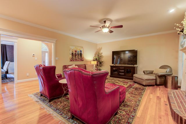 5020 LuPreese Lane, Versailles, KY 40383