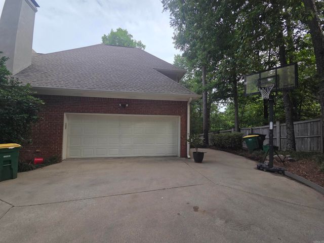 12 Auriel Drive, Little Rock, AR 72223