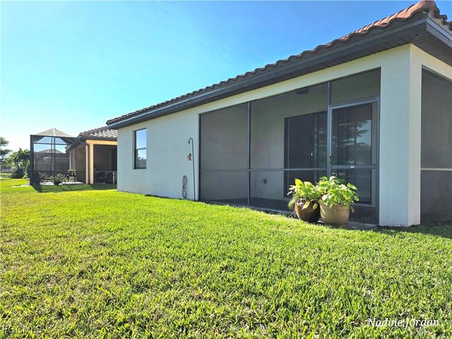 11559 Shady Blossom DR, Fort Myers, FL 33913