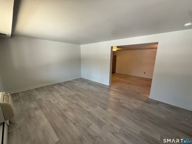 388 South Main Street 23, Seymour, CT 06483