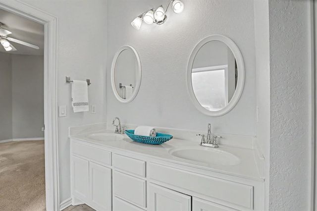 2008 N Branden Lane, Edmond, OK 73003