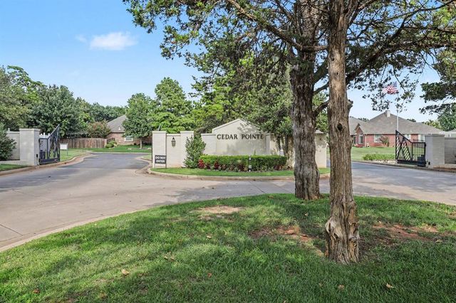 2008 N Branden Lane, Edmond, OK 73003
