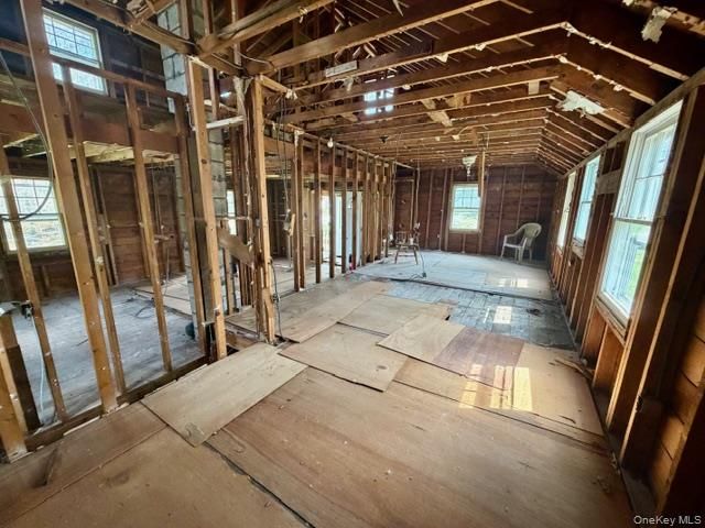 1075 Spillway Road, Shrub Oak, NY 10598