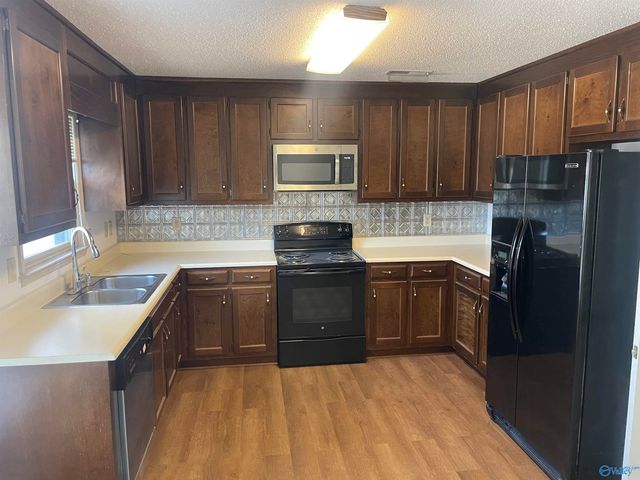 6613 Steeplechase Drive, Huntsville, AL 35806