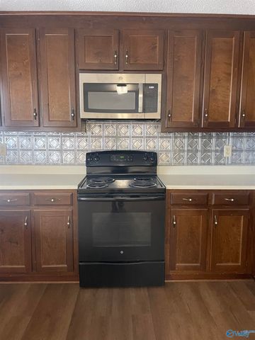6613 Steeplechase Drive, Huntsville, AL 35806