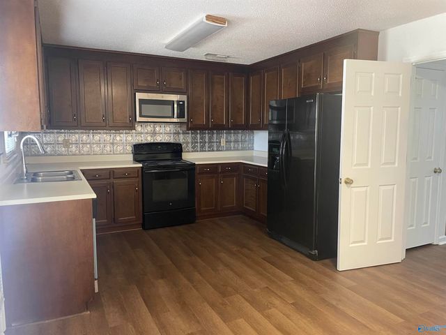 6613 Steeplechase Drive, Huntsville, AL 35806