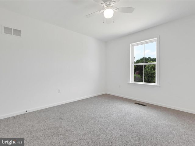 7 LANTERN CT, Carlisle, PA 17013