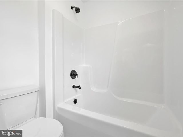 7 LANTERN CT, Carlisle, PA 17013