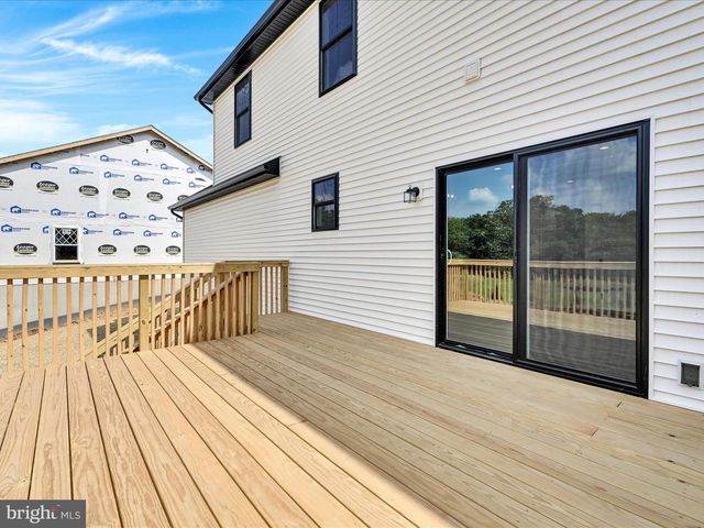 7 LANTERN CT, Carlisle, PA 17013