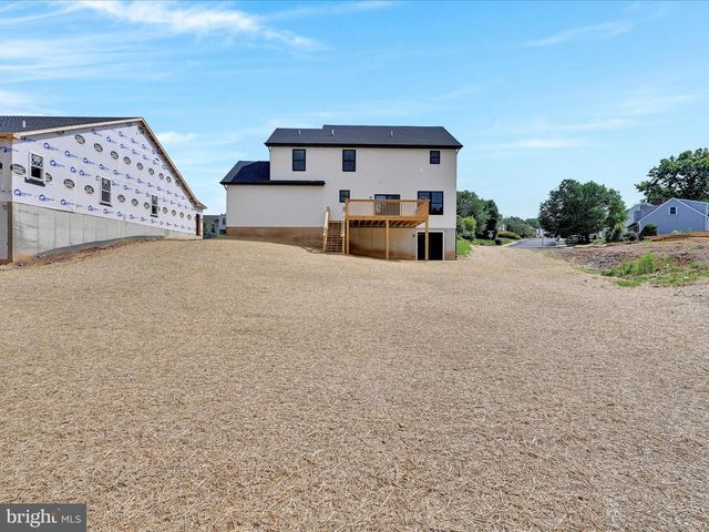 7 LANTERN CT, Carlisle, PA 17013