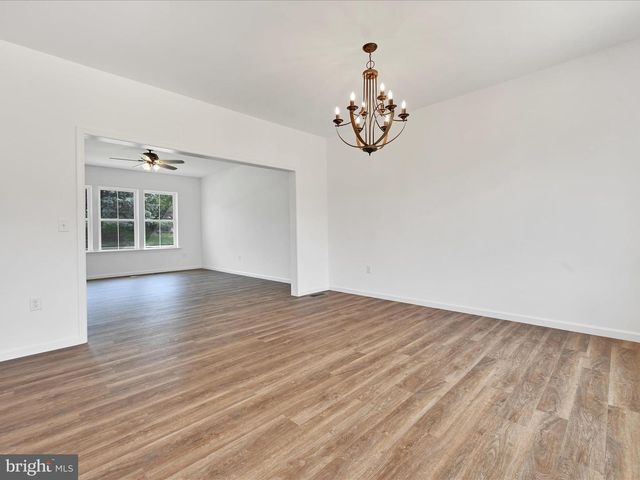 7 LANTERN CT, Carlisle, PA 17013