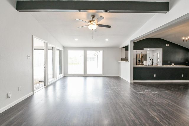 6002 Greenmont Drive, Houston, TX 77092