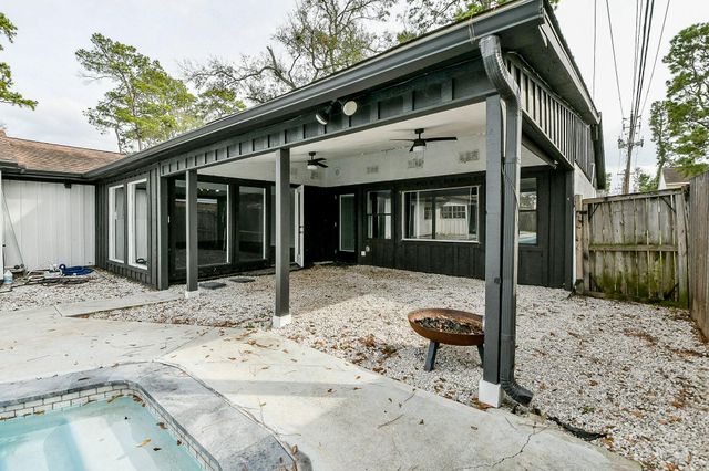 6002 Greenmont Drive, Houston, TX 77092