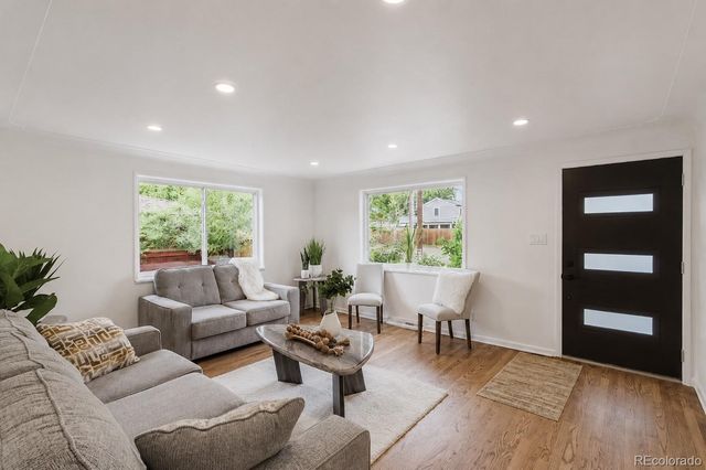 8620 W 52nd Avenue, Arvada, CO 80002