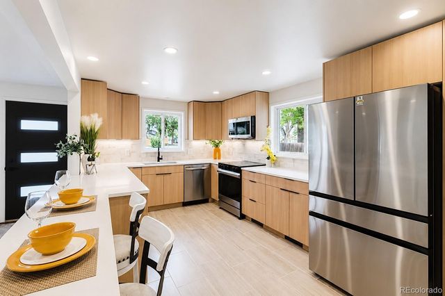 8620 W 52nd Avenue, Arvada, CO 80002