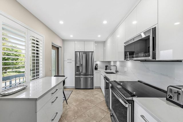 4114 B Quail Ridge Drive N Osprey, Boynton Beach, FL 33436