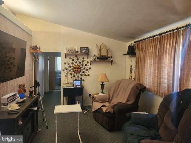 168 ANN LN, Warminster, PA 18974