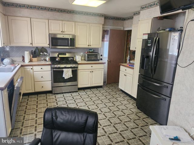 168 ANN LN, Warminster, PA 18974