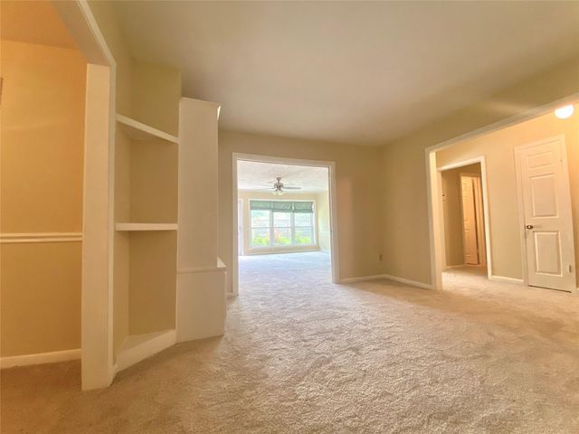 5114 Stillbrooke Dr, Houston, TX 77035